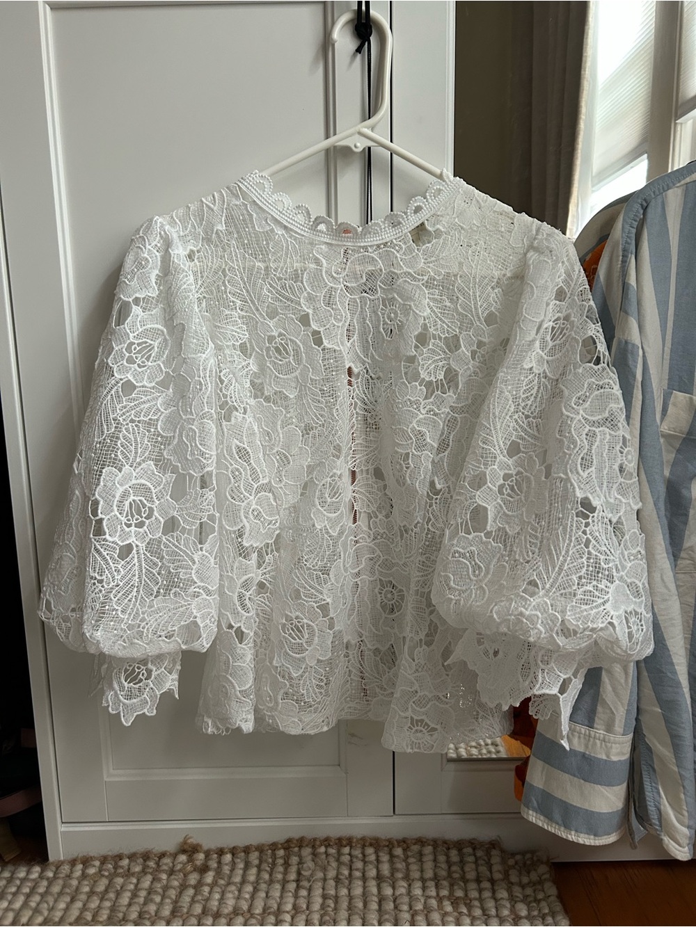 Anthropologie White Lace Puff-Sleeve Top Size L - Picture 4 of 6